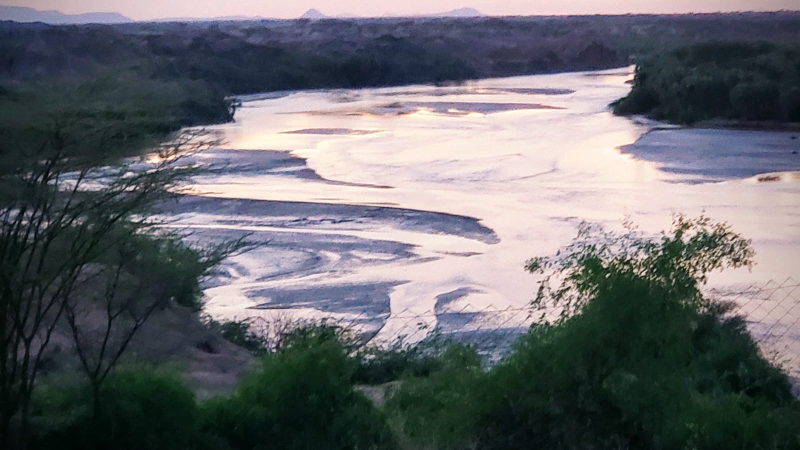 A week’s expedition to Lake Turkana, the legendary “Jade Sea” in northern Kenya – the cradle of human life for two or more guests